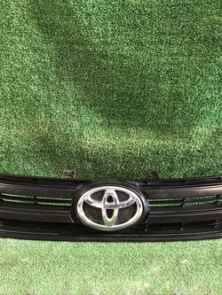 กระจังหน้า Toyota Revo 2015-2017