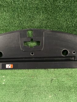 พลาสติกปิดคานหม้อน้ำ Mazda BT50