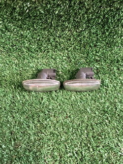 ไฟเลี้ยวในบังโคลน Toyota Revo 2015-2022