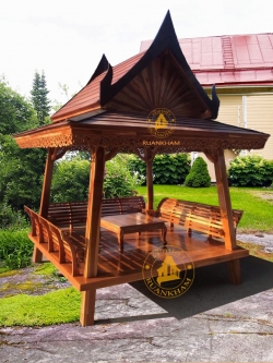 ( รหัส D2/3 ) ศาลาไม้สัก สีเงา แหย่ง หลังคาสีน้ำตาล เสาเหลี่ยมเอียง มีระเบียงรั้ว / ขนาด 2.30x2.30x3.00 เมตร