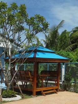 ( รหัส A1-คาฟ้า ) ศาลา ไม้สัก คา2ชั้นสีฟ้า หลังนิว / ขนาด 2.00x2.00x3.00 เมตร