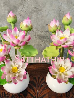 แจกันดอกบัว - ดอกบัวประดิษฐ์ - แจกันดอกบัวหลวงสีขาวอมชมพู (ข้างละ 3 ดอก) ประดิษฐ์จากดิน - แจกันดอกบัวประดิษฐ์ - Lotus Flower