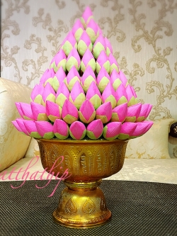 พานพุ่มดอกบัวประดิษฐ์