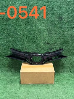 หน้ากระจัง Toyota Yaris 2017-19 แท้ศูนย์