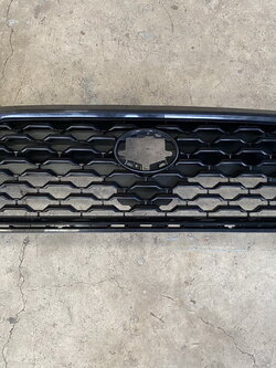 กระจังหน้า Toyota Cross 2021-2023