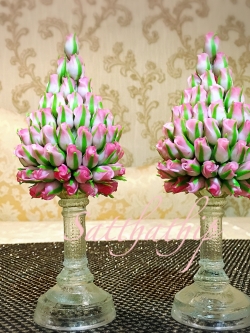 พานพุ่มดอกกุหลาบ ประดิษฐ์จากดิน [3 นิ้ว 1,250 บาท/คู่]