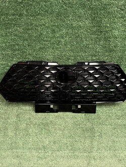 กระจังหน้า Toyota Veloz 2022-2023