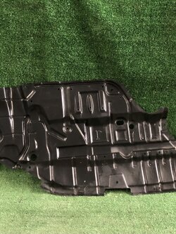 พลาสติกใต้เครื่อง Toyota Camry 2013