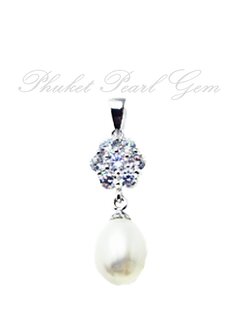 Sterling Silver White Pearl Flower Pendant