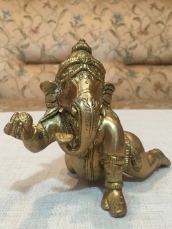 พระพิฆเนศ ปางเด็ก (ทองเหลือง) ผลิตและนำเข้าจากอินเดีย - Ganesha: Lord of Success