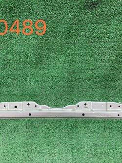 คานรับฝากระโปรงหน้า Toyota Vigo แท้ถอด