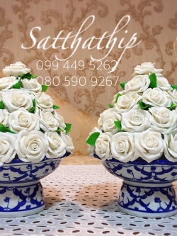 พานพุ่มดอกกุหลาบ ประดิษฐ์จากดิน [5 นิ้ว 1,350 บาท/คู่]