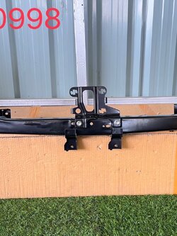 คานรับฝากระโปรงหน้า Mitsubishi Pajero 2015 ใหม่แท้