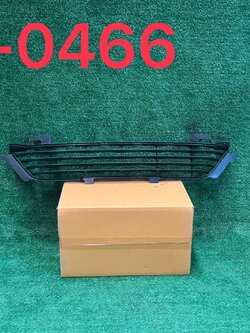 ช่องลมกันชนหน้า Toyota Fortuner 2016-18 แท้ศูนย์