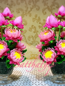 พานพุ่มดอกบัวประดิษฐ์ [9 นิ้ว - 5,000 บาท/คู่]