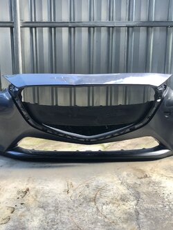 กันชนหน้า Mazda2