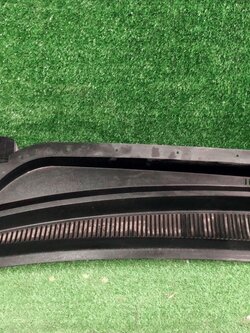 แผงจิ้งหรีด R Ford Ranger