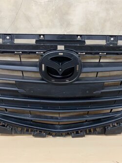 กระจังหน้า Mazda 3 Skyactive