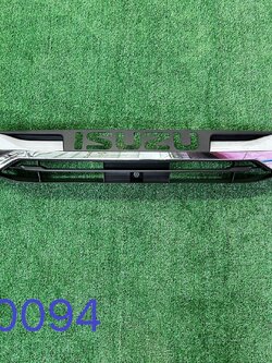 หน้ากระจังทั้งชุด Isuzu D-Max 1.9 (ไม่มีโลโก้)
