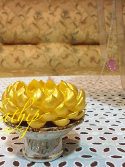 ถาดบัว ประดิษฐ์จากดิน - ฐานบัว ประดิษฐ์จากดิน - พานบัว ประดิษฐ์จากดิน - ถาดบัวดินปั้น - ฐานบัวดินปั้น - พานบัวดินปั้น -Tray