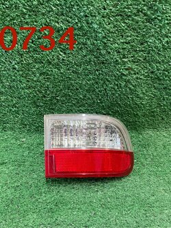 ไฟทับทิมในแผงกะบะ R Mazda BT-50 แท้มือสอง