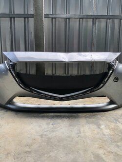 กันชนหน้า Mazda2