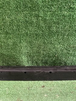 โครงกันชนหน้า Toyota Commuter 2005-14