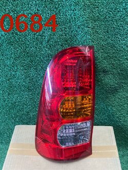 ไฟท้าย L Toyota Vigo 2003-2010 แท้ศูนย์