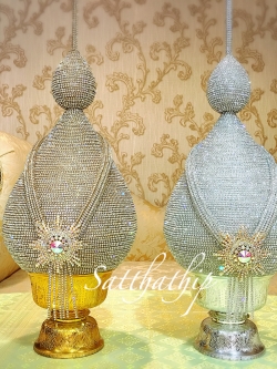 พานพุ่มเงินทอง [7 นิ้ว/ 3,800 บาท/คู่]