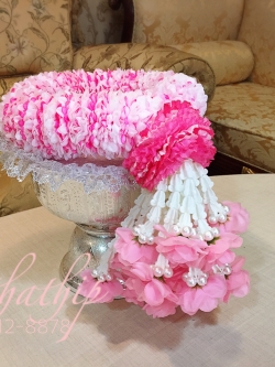 พวงมาลัยผ้า ดอกมัม (ร้อยด้วยกลีบ) สีขาว,ชมพู - พวงมาลัยผ้า - Fabric garland