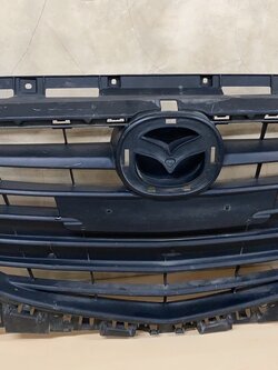 กระจังหน้า Mazda3 Skyactive