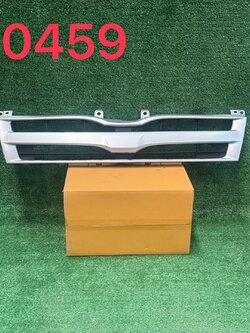 กระจังหน้า Toyota Commuter Hiace 2011+TW ใหม่