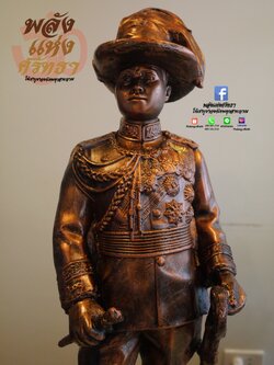 รัชกาลที่ 6 รูปหล่อรัชกาลที่ 6 ทรงว่าราชการ สีนาค l ขนาดความสูง 21 นิ้ว