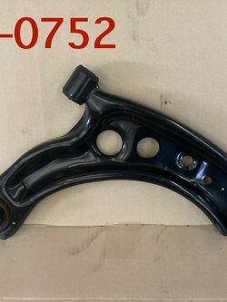 ปีกนกล่าง R Toyota Vios/Yaris 2012+ แท้มือสอง