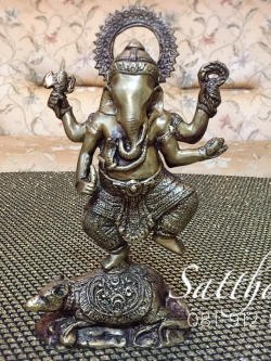 พระพิฆเนศ ปางพระวิชัย คณปติ - Ganesha: Lord of Success