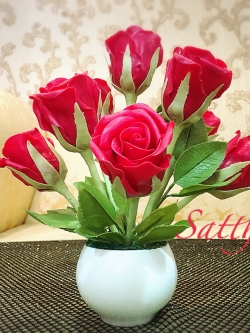 แจกันดอกกุหลาบ สีแดง ประดิษฐ์จากดิน - ดอกกุหลาบ - Rose Flower