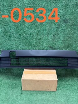 ช่องลมกันชนหน้า Toyota Yaris ATiv 2017-19 แท้ศูนย์