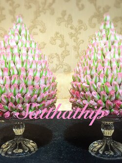 พานพุ่มดอกกุหลาบ ประดิษฐ์จากดิน [5 นิ้ว 2,700 บาท/คู่]