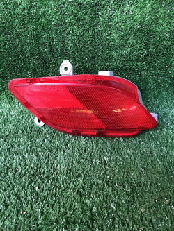 ไฟในกันชนหลัง L Toyota Yaris 2017-2019