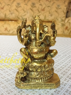 พระพิฆเนศ ปางสี่กร (ทองเหลือง) - Ganesha: Lord of Success