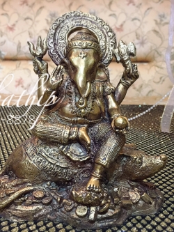 พระพิฆเนศ ปางพระวิชัย คณปติ - Ganesha: Lord of Success