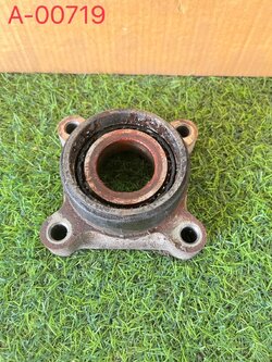 เสื้อลูกปืนเพลาข้าง Isuzu D-Max