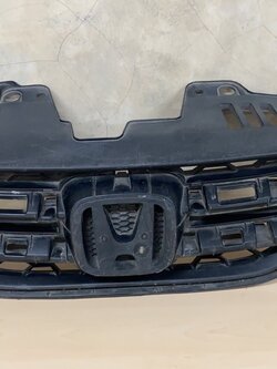 กระจังหน้า Honda Brio 2011-14