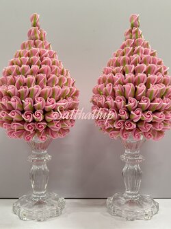 พานพุ่มดอกกุหลาบ ประดิษฐ์จากดิน [4 นิ้ว 2,200 บาท/คู่]