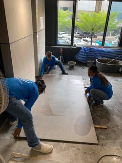 รับเหมาติดตั้ง กระเบี้อง หินอ่อน ขนาด 120x240 cm