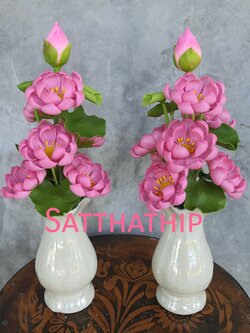 แจกันดอกบัว - ดอกบัวประดิษฐ์ - แจกันดอกบัวหลวง (ข้างละ 7 ดอก ไม่รวมดอกตูม) ประดิษฐ์จากดิน - แจกันดอกบัวประดิษฐ์ - Lotus Flower