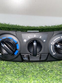 สวิทย์ปรับแอร์ Suzuki Ciaz 2015-19