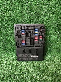 กล่องฟิวส์ (P) 284B7 1HZ2B Nissan Almera 2012-2017