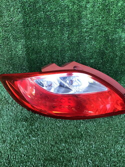 ไฟท้าย L Mazda Mazda2 2008-2010