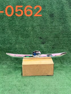 โครเมียมคิ้วฝากระโปรงหน้า Toyota Yaris 2012-17 ใหม่แท้